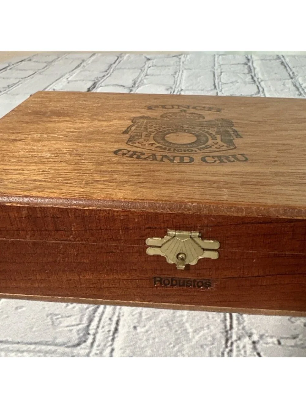 Empty Wooden Cigar Box Punch Grand Cru Robustos 9” x 6 1/4” x 2 1/4”